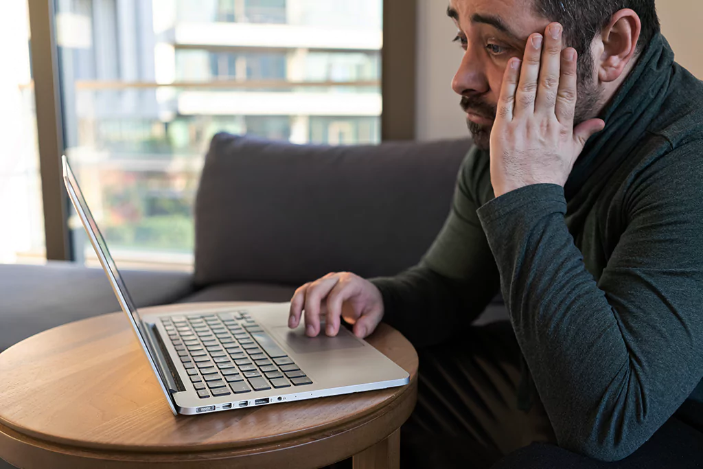 Online streaming: share the farewell with family and friends abroad